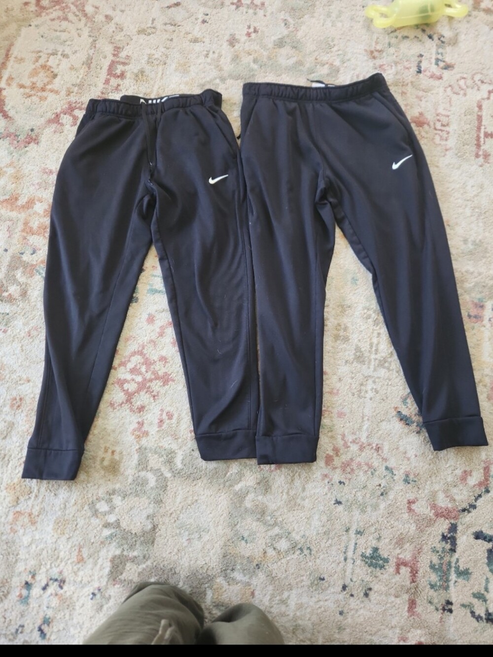 Nike Black Men's Sweatpants Joggers with White Swoosh - Pair